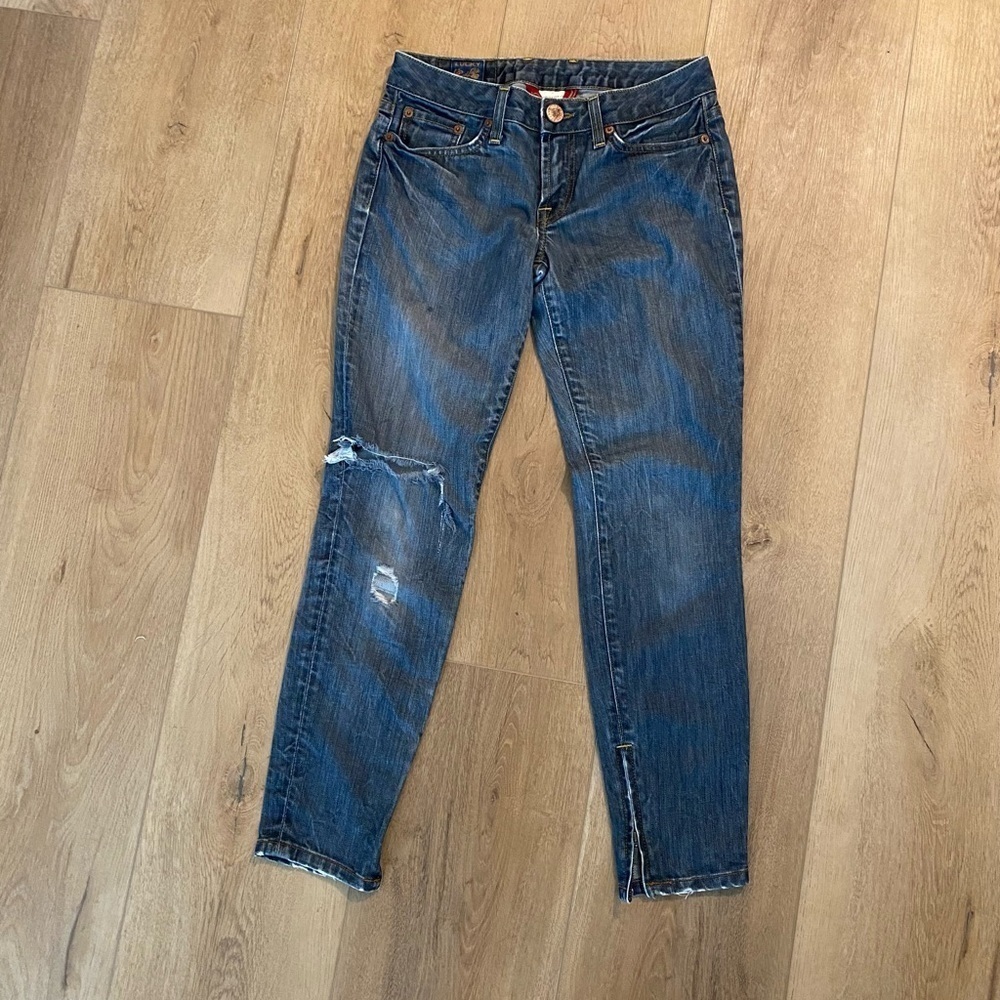 Vintage Lucky Brand Blue Skinny Jeans with Distressed Details